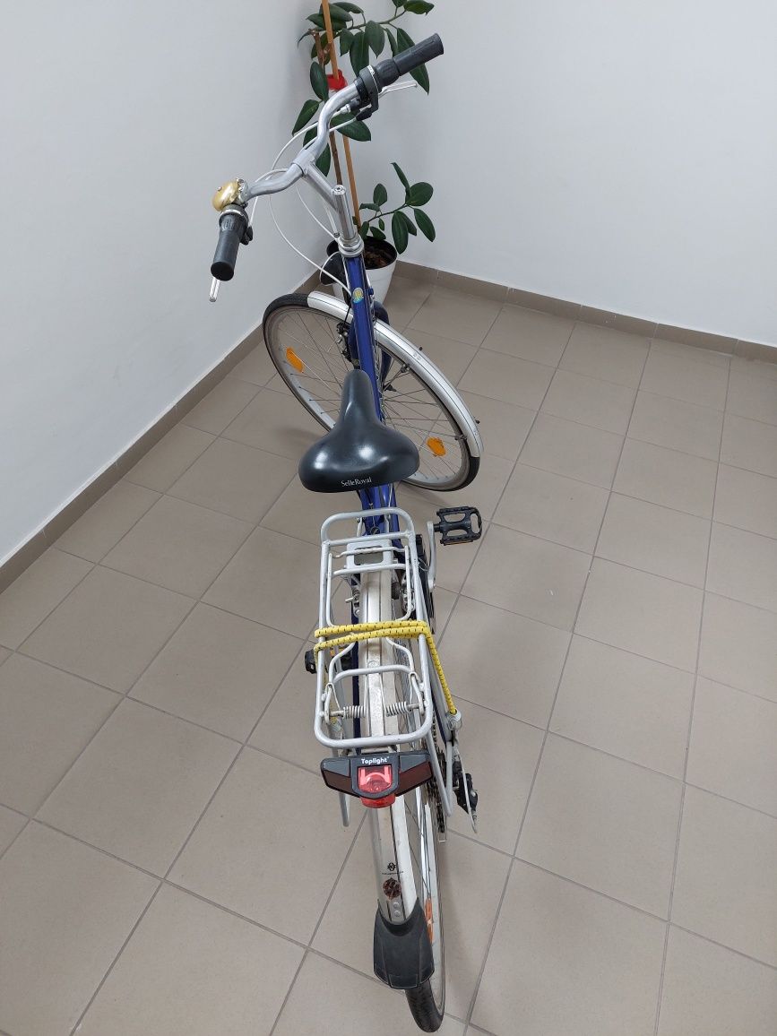 Bicicleta Giant roti 28" cadru dama,  usoara, stare excelenta