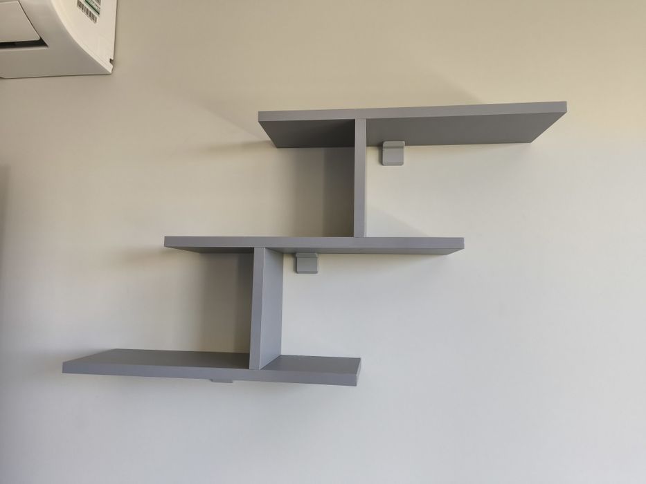 Стенни етажерки от 18 мм пдч