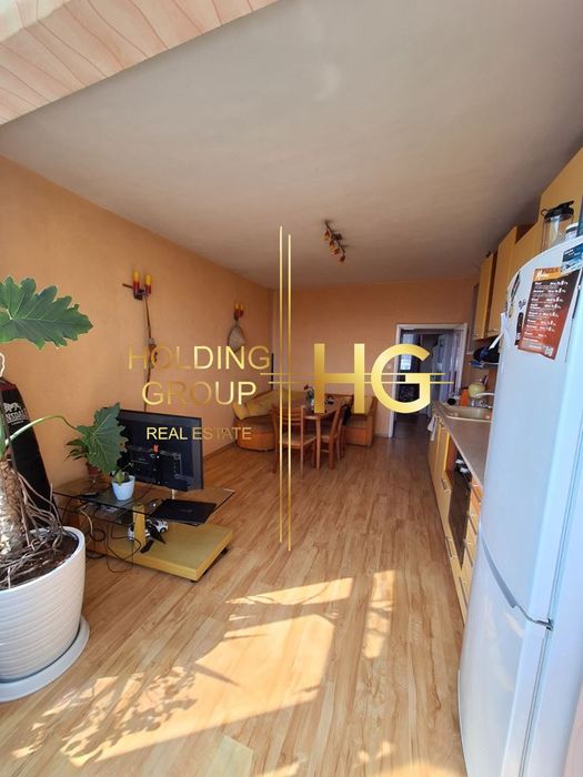 Продава се Четиристаен апартамент в Варна, Възраждане 2 - 87 кв.м за 1575 €/кв.м - Снимка #3