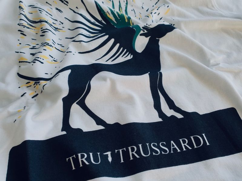 ПРОМО  TRUSSARDI- XL -Оригинална мъжка бяла тениска