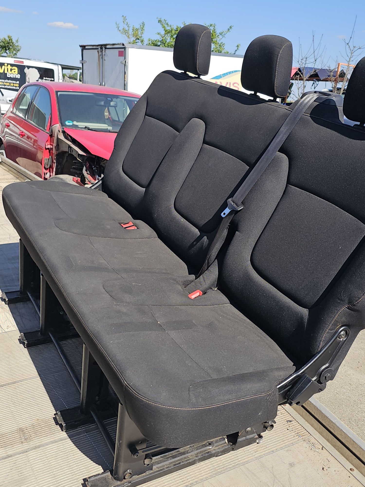 Banchete renault trafic 3
