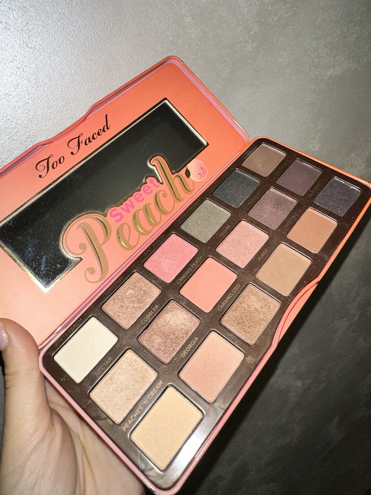 Too faced palette