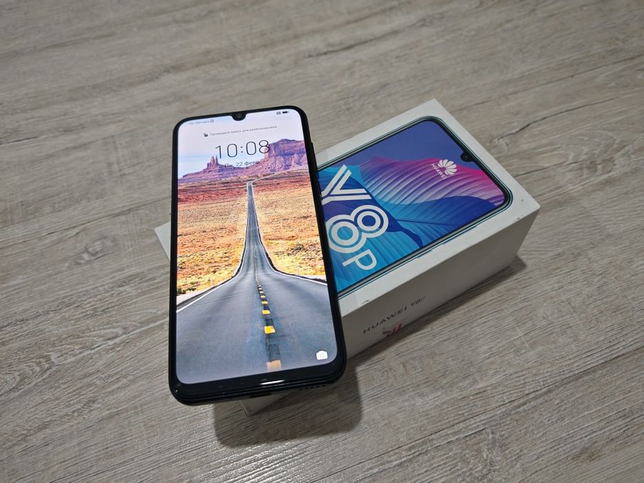 Huawei Y8P память 128гб