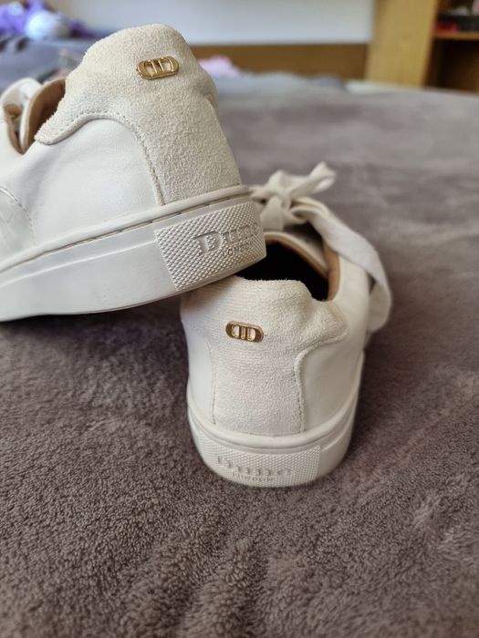 Обувки от естествена кожа Dune London