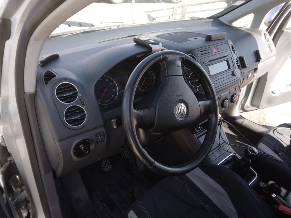 Golf 5 plus benzină 1.6 fsi