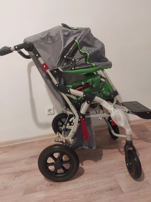 Коляска для детей с ДЦП