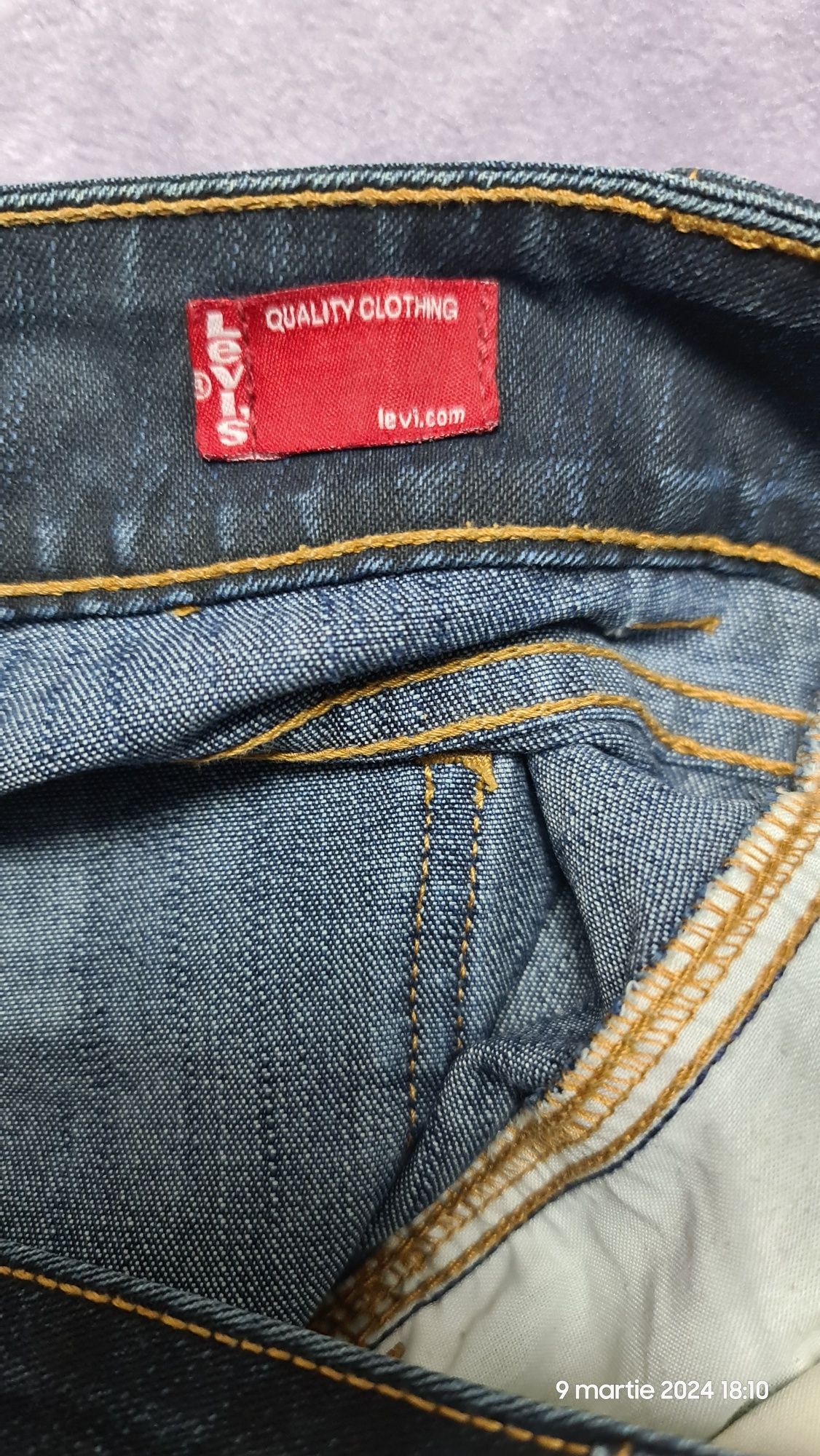 Blugi de damă LEVI'S, Originali, Albaștri,model deosebit,măsura W32