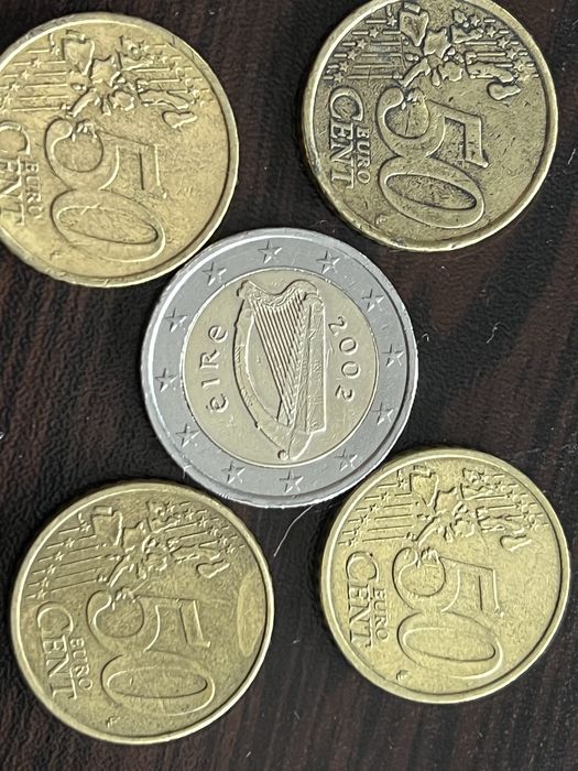 Евро монета и центове