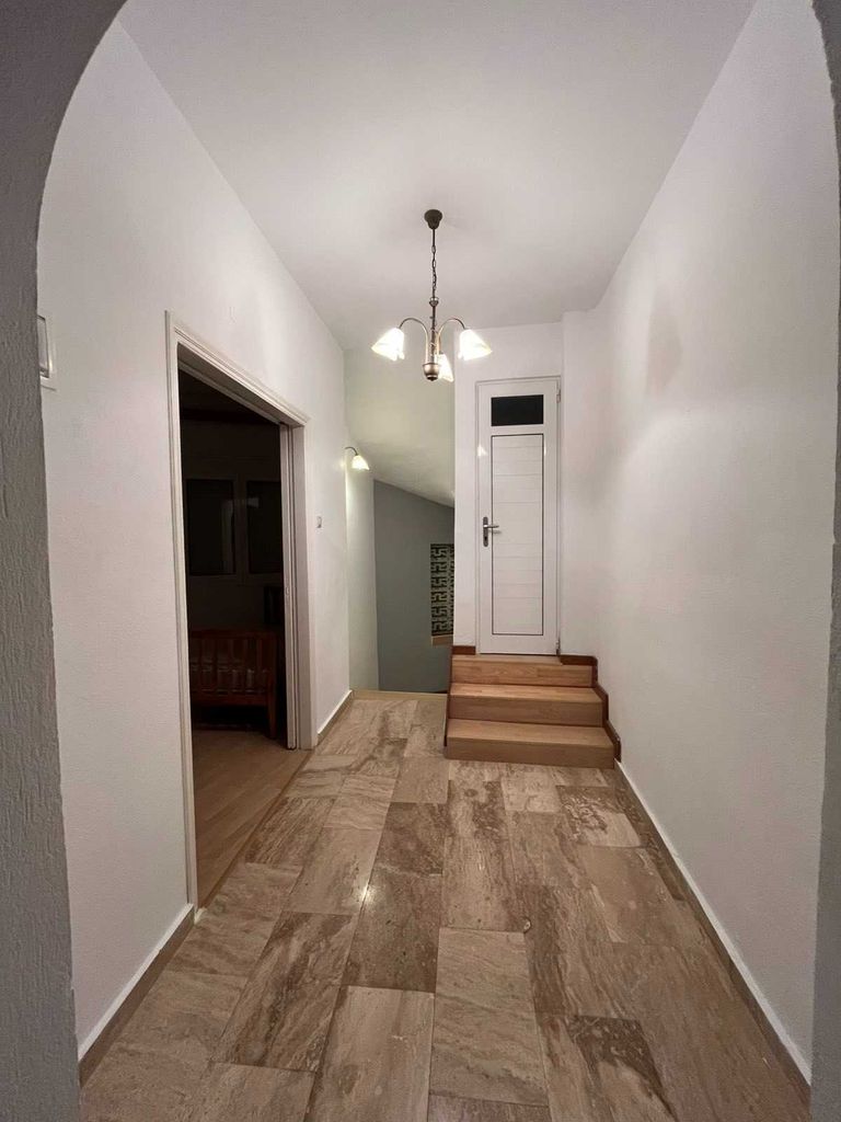 Продава се Къща в Бургас, Изгрев - 96 кв.м за 1250 €/кв.м - Снимка #3