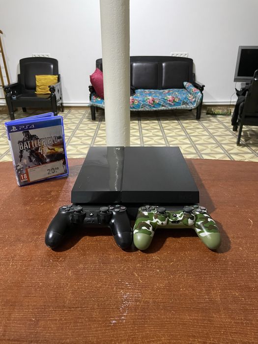 Идеальная PS4 | Полный комплект | Как новая