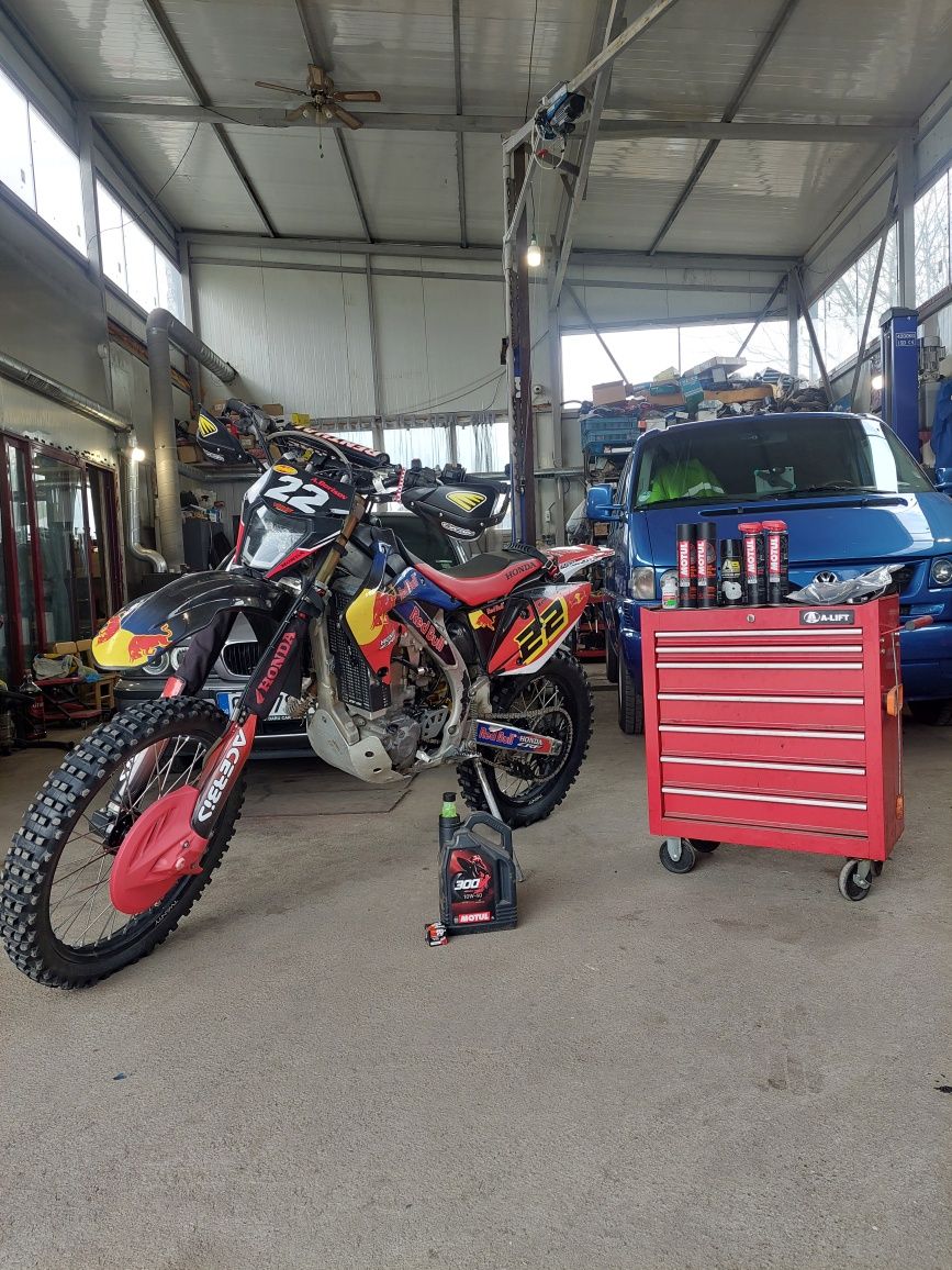 Honda CRF450X Регистрирана