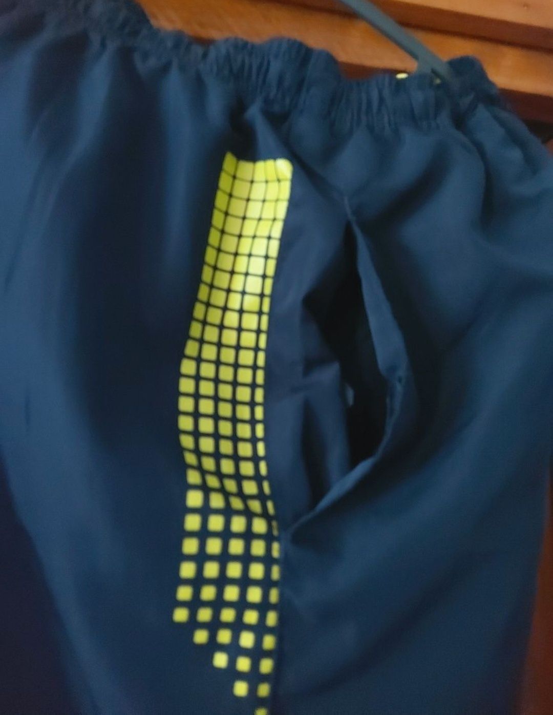 pantaloni trening crivit M