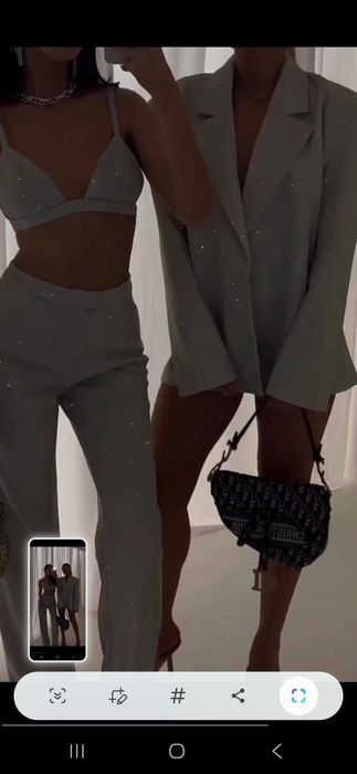 Костюм тройка свободный крой 50-52  размер