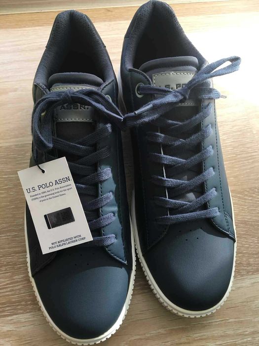 кецове на U.S. Polo ASSN в син цвят.