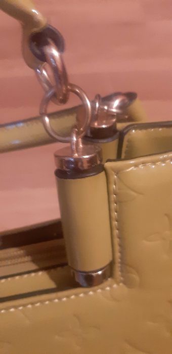 Елегантна  чанта