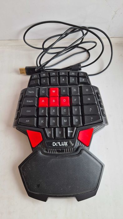 Игровая клавиатура deluxe t9