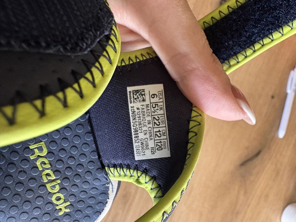 Сандали Reebok Wave