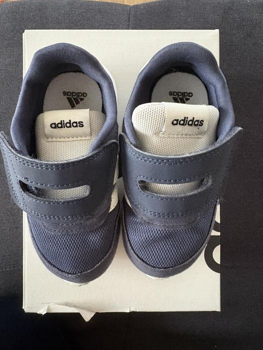 Пролетни марятонсш  Аdidas, 24 номер