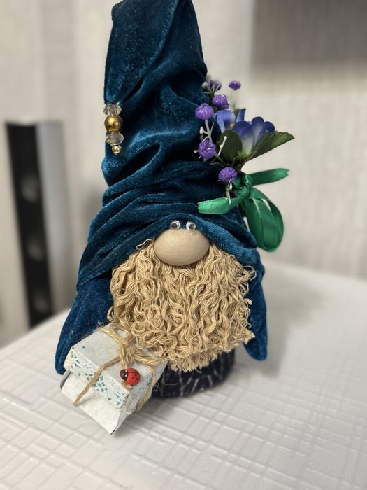 Поделка гномик