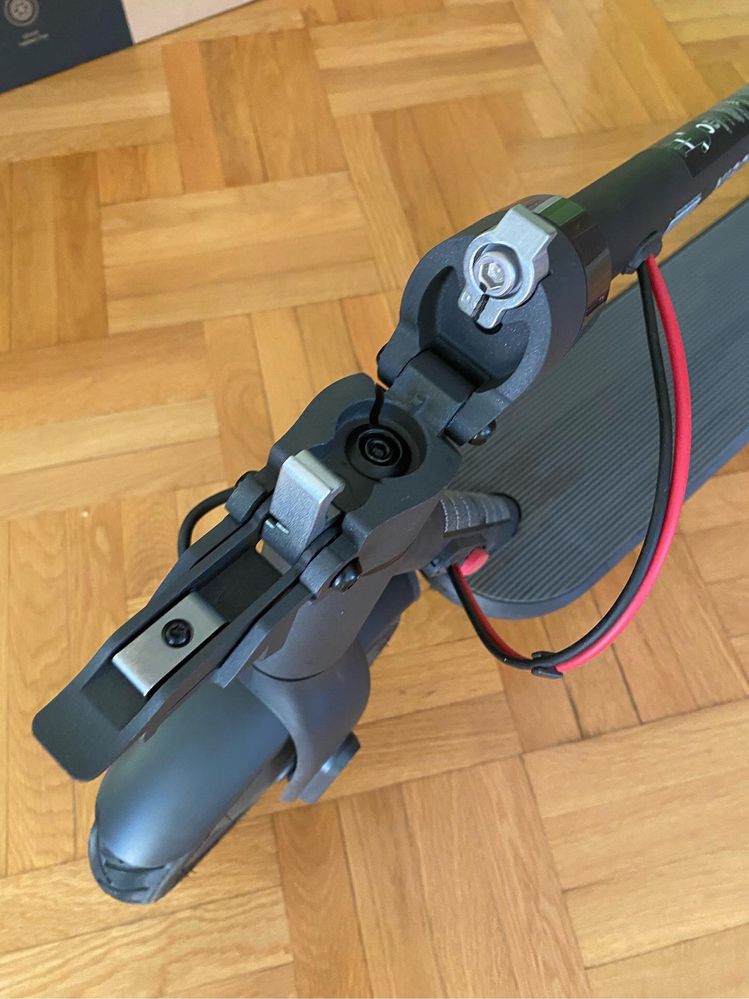Електрическа тротинетка Xiaomi Electric Scooter 4