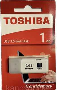 USB флешки от 1 гб до 64гб.