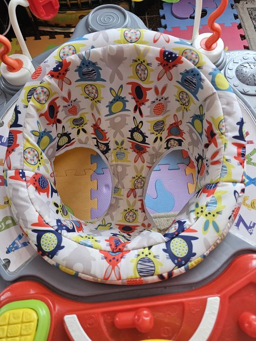 Проходилка CHIPOLINO 4 в 1