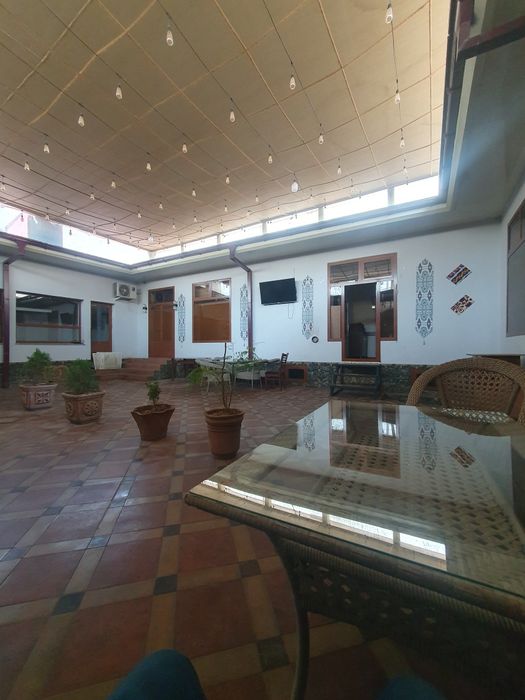 Kunlik ijara Hovli beriladi.5-maktab.Samarqand sh