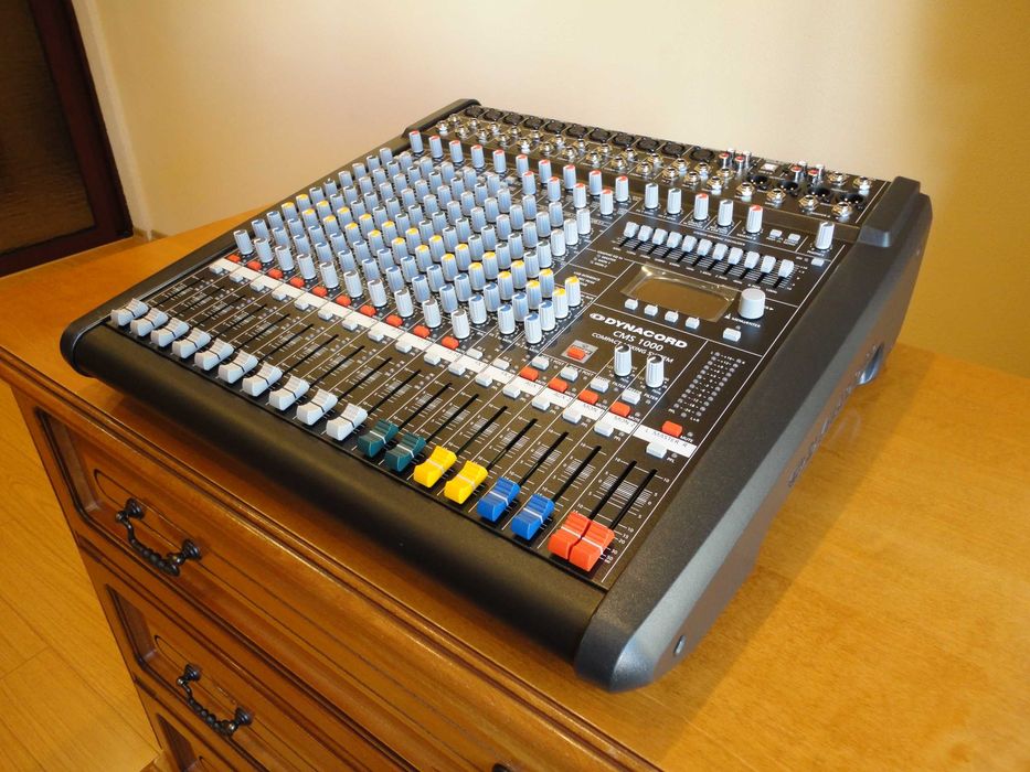 Mixer Analogic Dynacord CMS 1000-3 ca Nou!