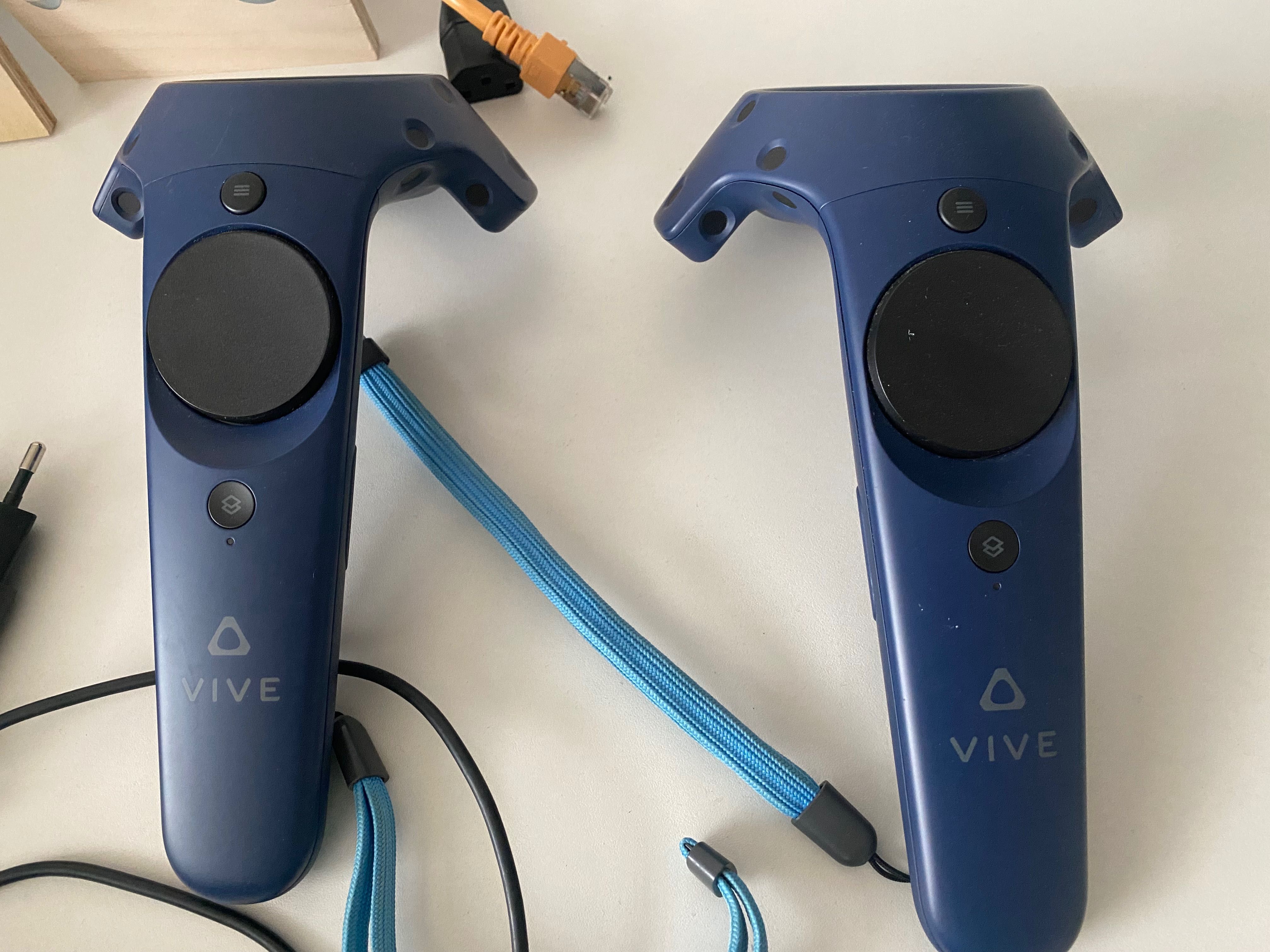HTC vive Pro - VR очила