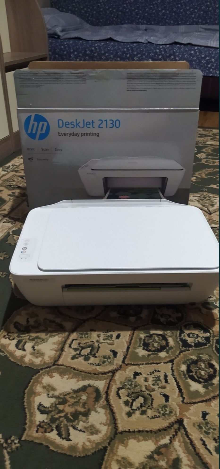 Продам цветной принтер Hp Deskjet 2130 All-in-One series