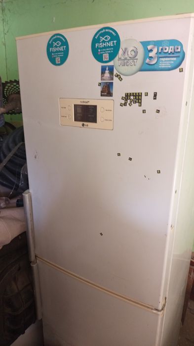 Продам холодильник