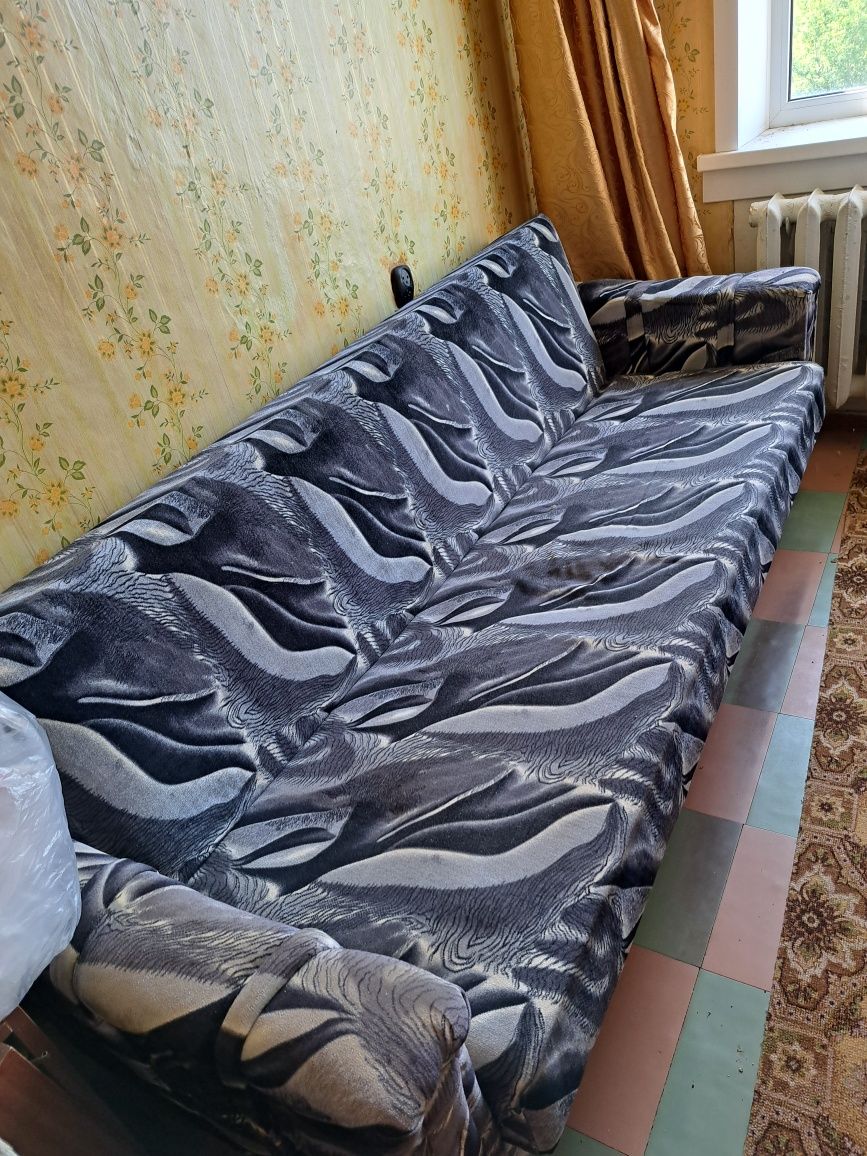 Диванчик на дачу