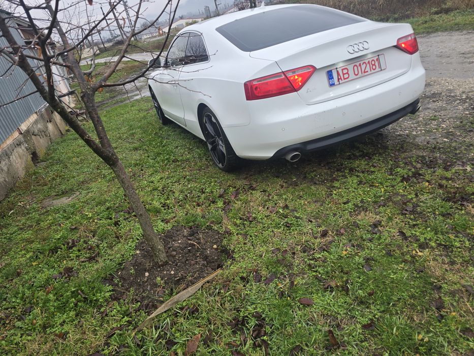 Vand audi a5  sau scimb  + - diferenta