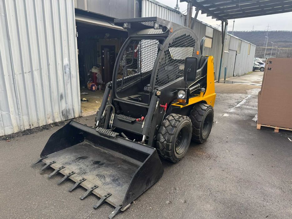 2023 MIni incarcator / bobcat Heman 175,  2.9t, Variante / Schimb
