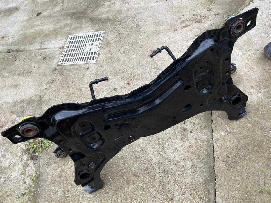 Cadru Auxiliar Față (Jug Motor) - Ford Focus 2/C-Max (Bucșe OEM Ford)