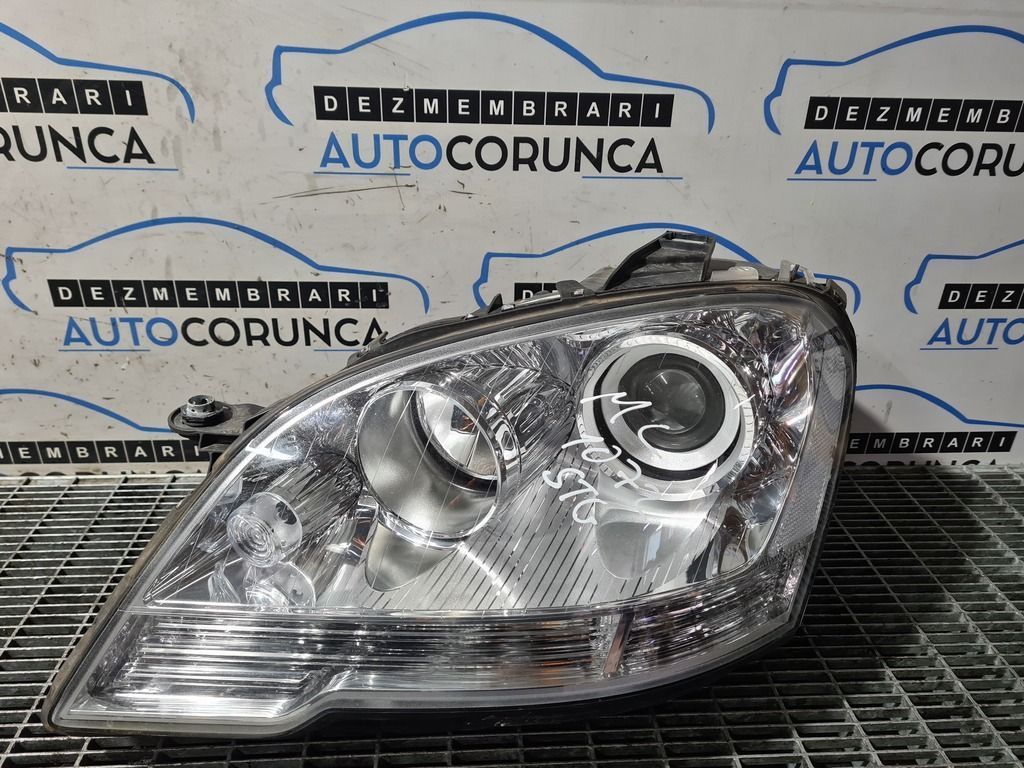Far Stanga Mercedes ML W164 Facelift 2008 - 2009 SUV 4 Usi (1072) Fara xenon