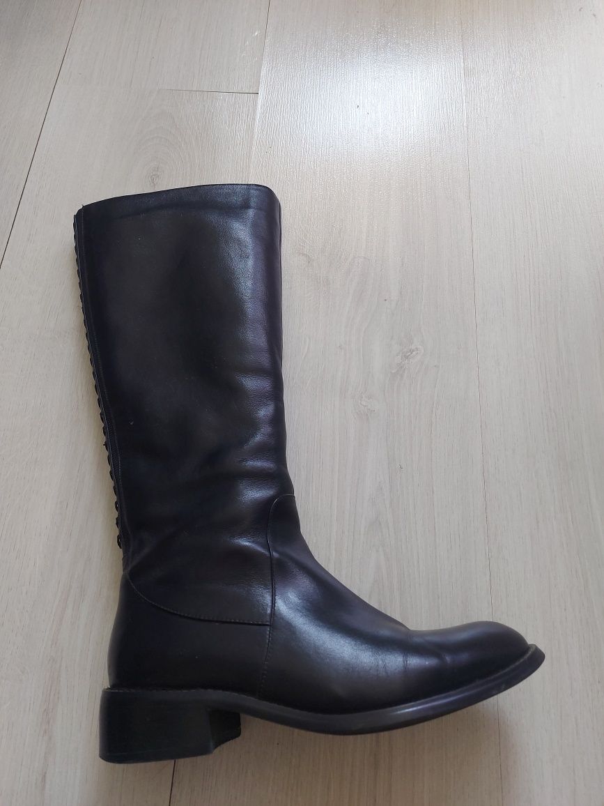Продам сапоги женские осенние, кожанные