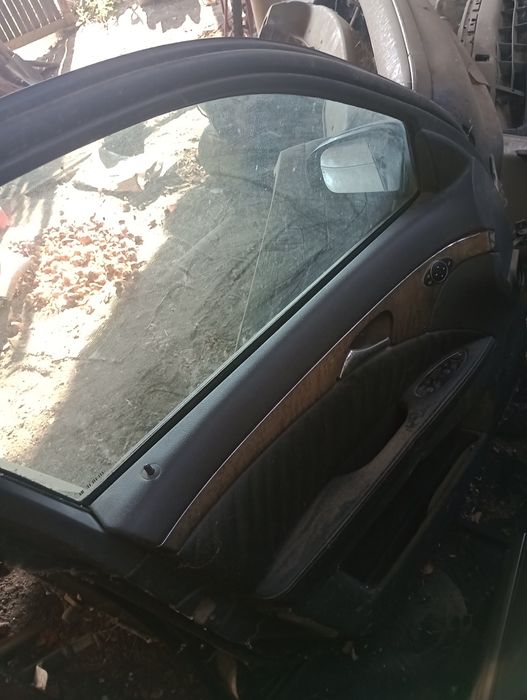 Vând ușă Mercedes-Benz E class