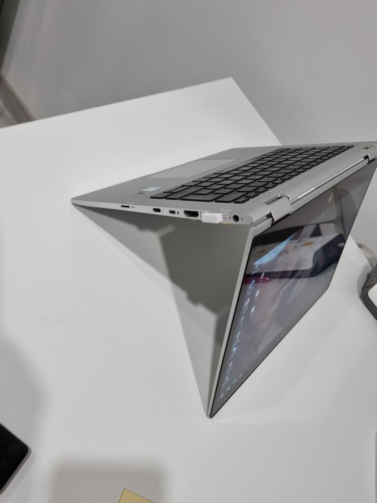 Laptop HP elitebook 13.3 inch i5 Ssd ( tableta )