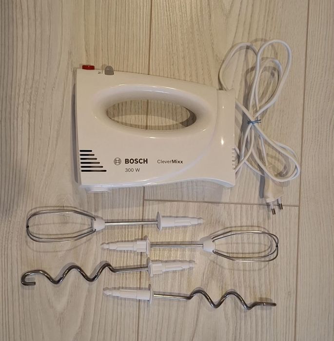 Миксер bosch бял
