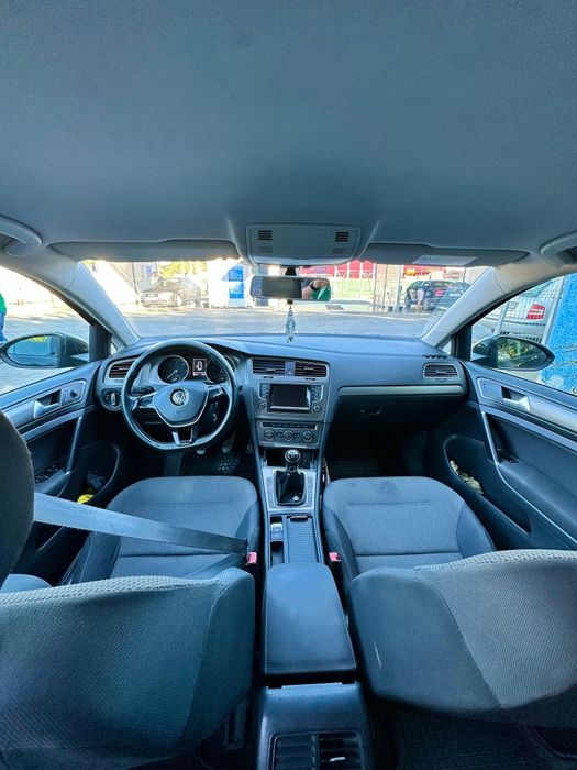 Golf 7 în stare impecabila
