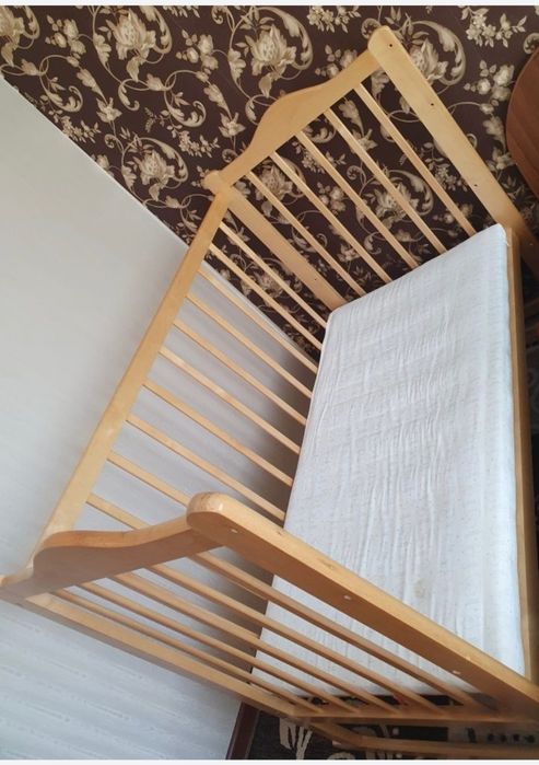 Кроватка детская