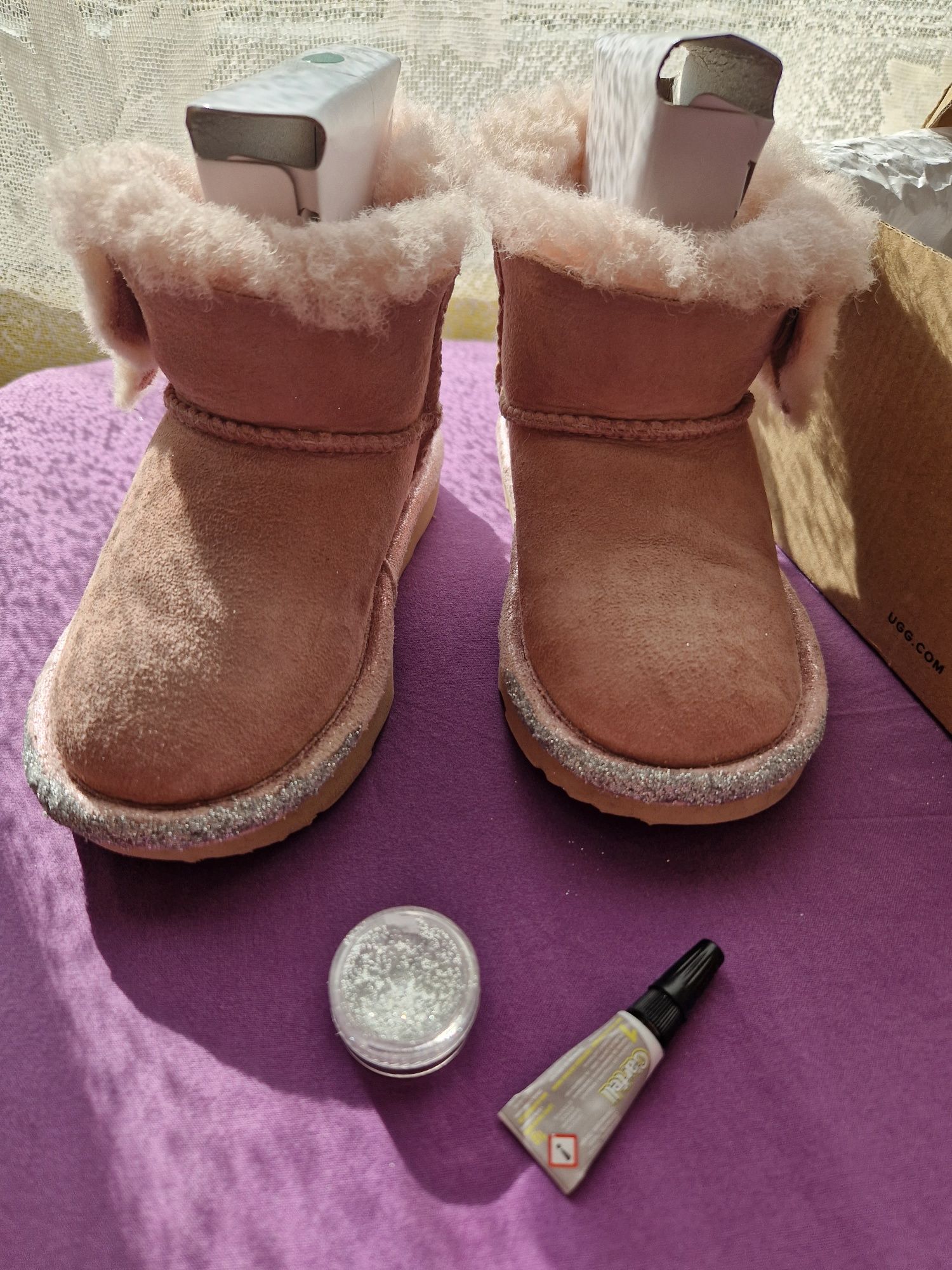 Оригинални детски обувки UGG T Mini Bailey Button II Star 1107969T Pcr