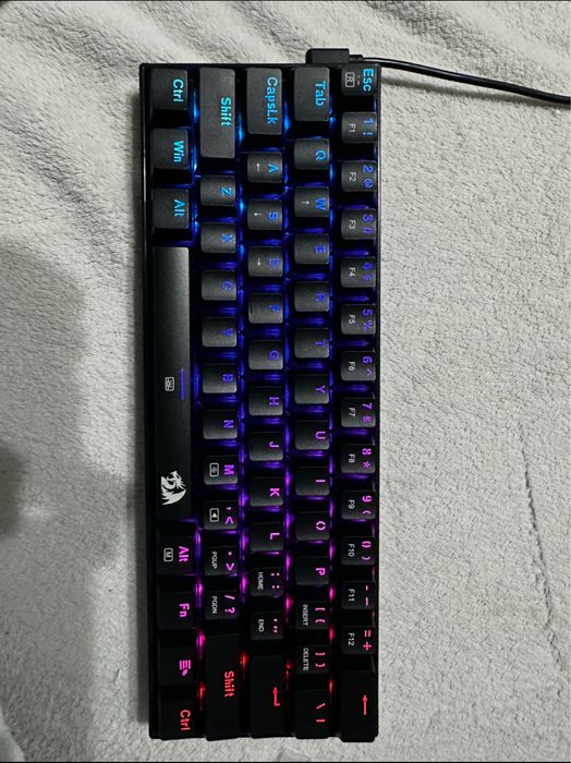 Tastatura Gaming Mecanica RedDragon RGB Switchuri RED