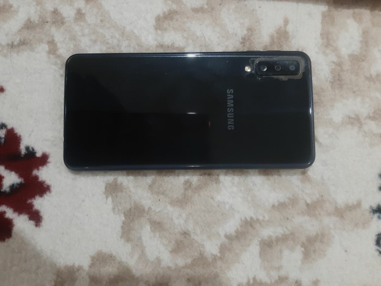 Telefon satiladi SAMSUNG A7