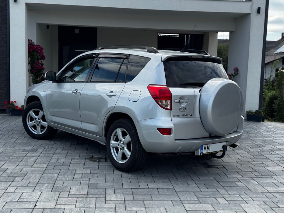 Toyota Rav4 / Diesel D4D  / 4x4 / Cash sau rate