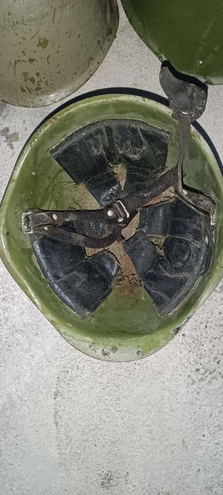 Продаются каски военные СССР