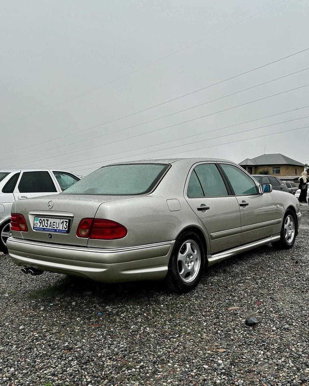 Пороги Бампер Спойлер Мерседес 210 AMG 5.5 Рестайлинг\До рестайлинг
