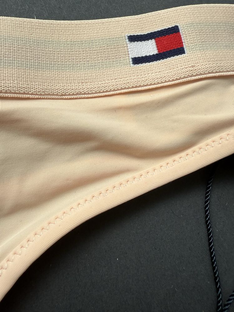 Стилни прашки Tommy Hilfiger  /XS, S, M, L/