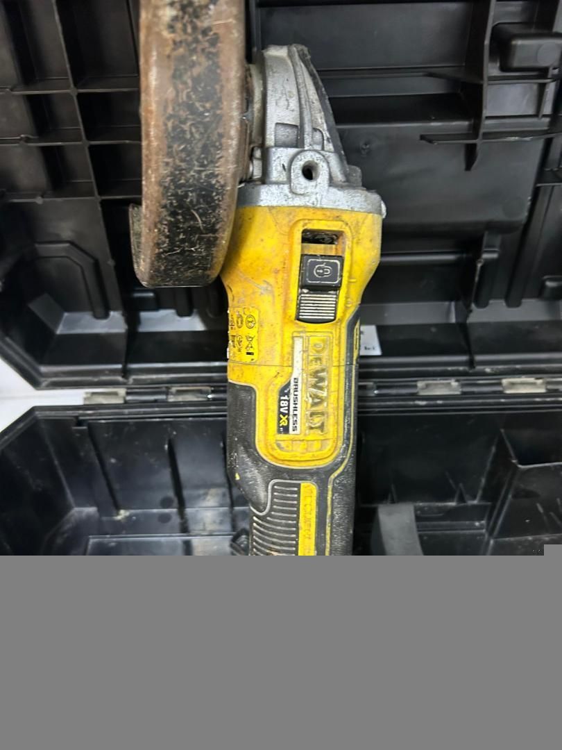 Polizor unghiular DeWalt DCG405, 125 mm, cu 2 -D-